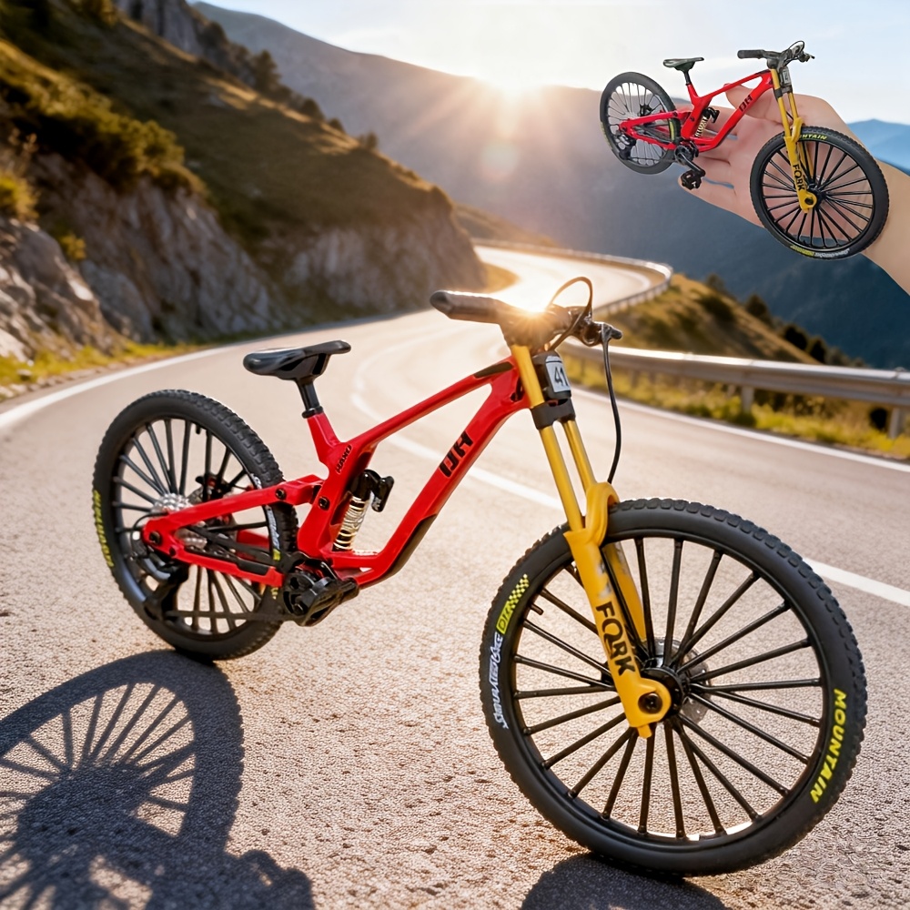 Mountain Biking Downhill - Modelo de Bicicleta em Liga Metálica
